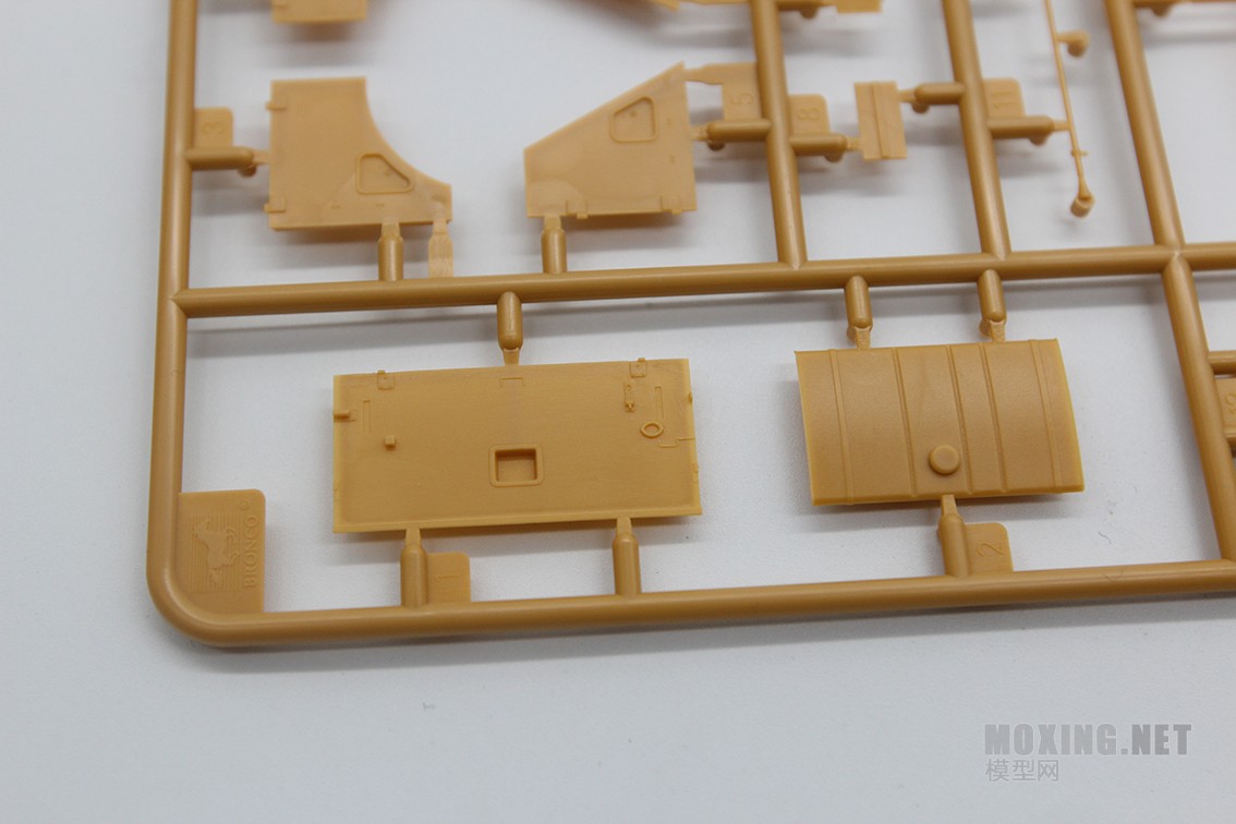 [模型网评测]威骏-1/35德国霍希(Kfz12)早期型+ 28mm sPzB41反坦克炮+拖车(CB35209)-开盒一览 - 第10张  | 制作坦克模型记录