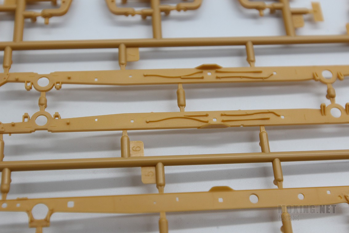 [模型网评测]威骏-1/35德国霍希(Kfz12)早期型+ 28mm sPzB41反坦克炮+拖车(CB35209)-开盒一览 - 第13张  | 制作坦克模型记录