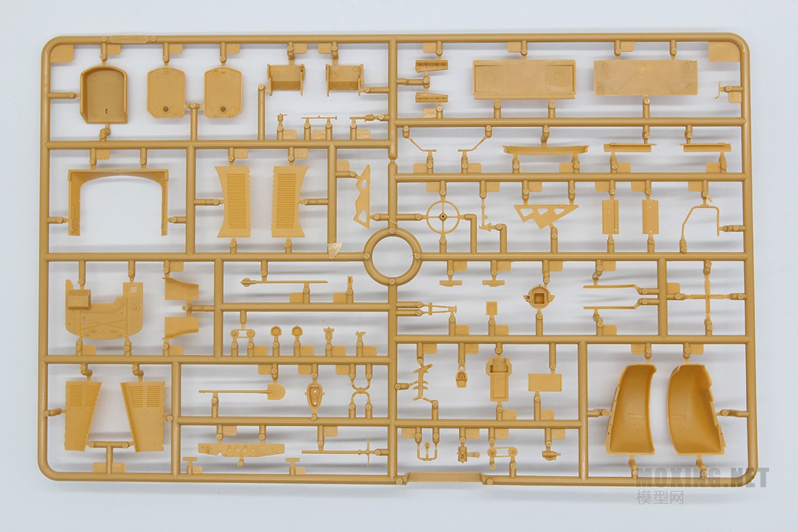 [模型网评测]威骏-1/35德国霍希(Kfz12)早期型+ 28mm sPzB41反坦克炮+拖车(CB35209)-开盒一览 - 第2张  | 制作坦克模型记录
