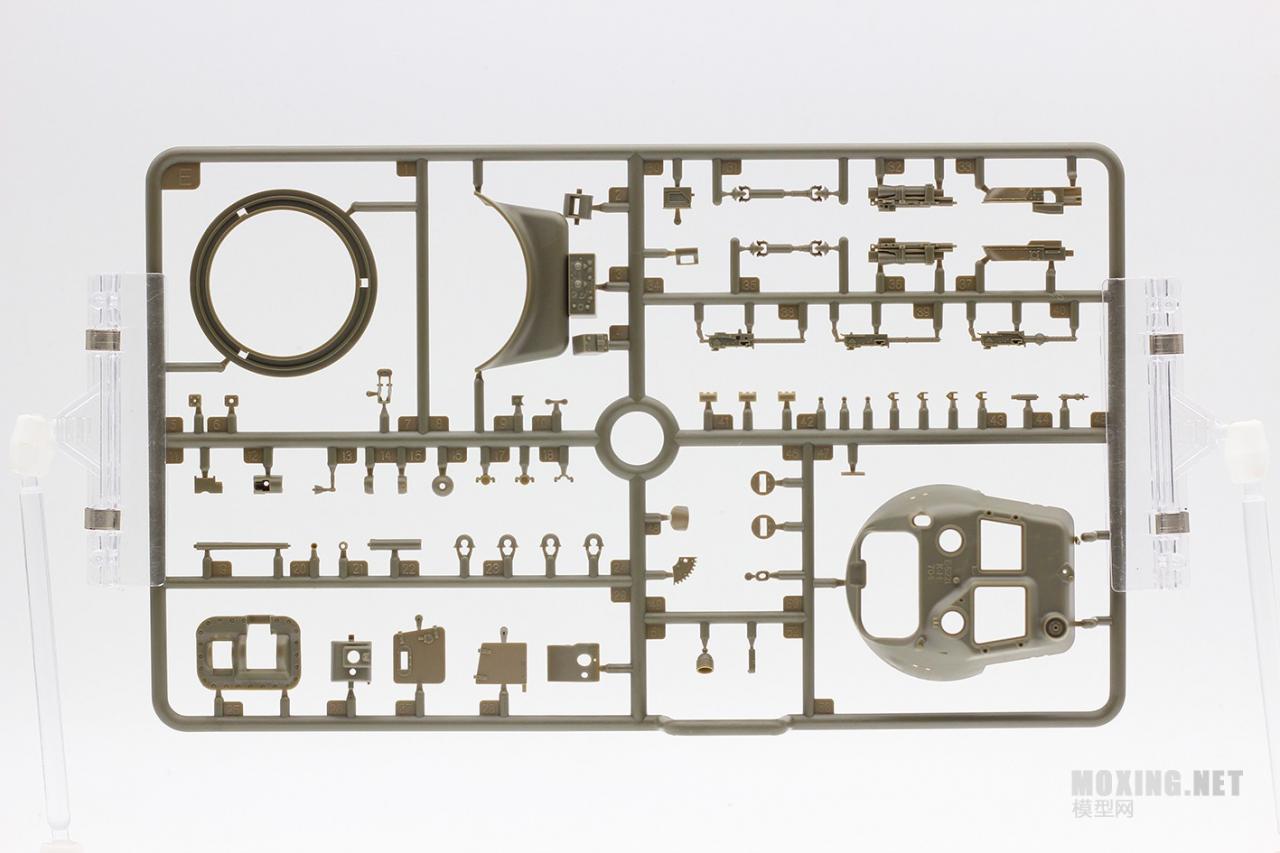 [模型网评测]威骏(CB35115)-1/35猎犬MK.I型装甲车(后期型)加12英尺突击桥-实车简介 - 第7张  | 制作坦克模型记录