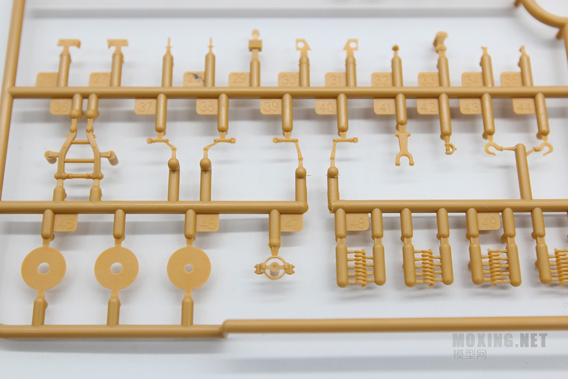 [模型网评测]威骏-1/35德国霍希(Kfz12)早期型+ 28mm sPzB41反坦克炮+拖车(CB35209)-开盒一览 - 第3张  | 制作坦克模型记录