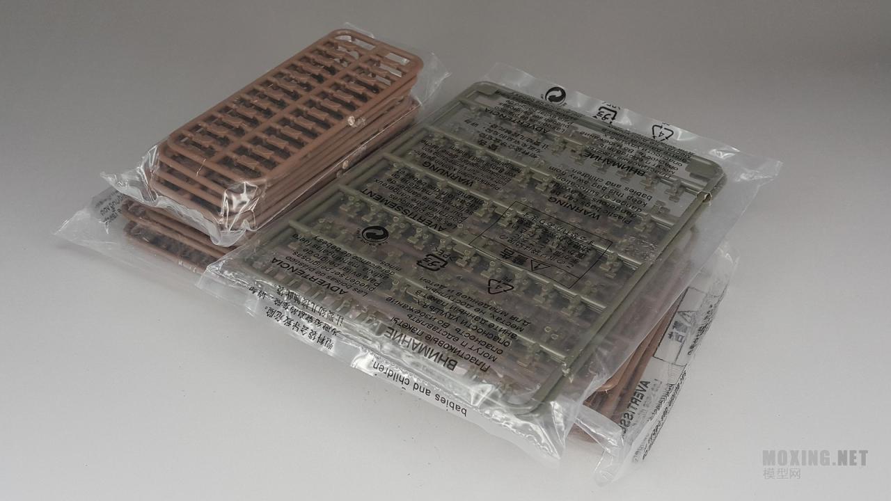 [模型网评测]威骏-1/35二战美军谢尔曼坦克履带鸭嘴防滑齿(AB3548)-开盒 - 第8张  | 制作坦克模型记录