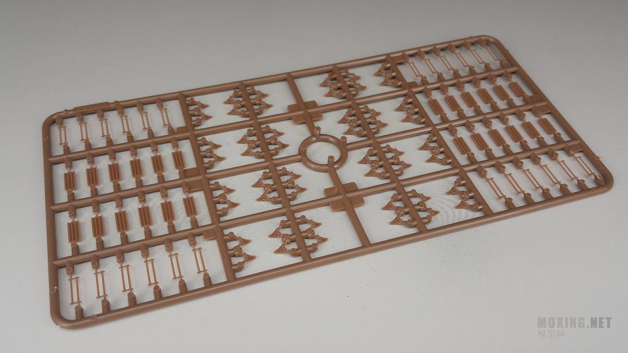 [模型网评测]威骏-1/35二战美军谢尔曼坦克履带鸭嘴防滑齿(AB3548)-开盒 - 第2张  | 制作坦克模型记录