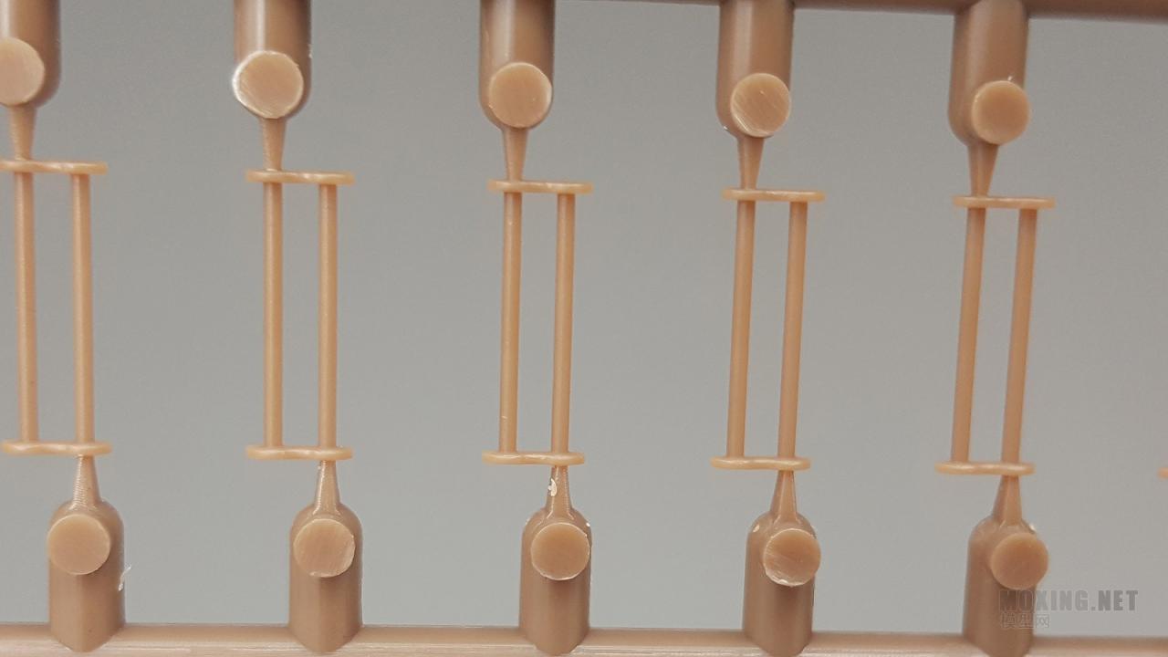 [模型网评测]威骏-1/35二战美军谢尔曼坦克履带鸭嘴防滑齿(AB3548)-开盒 - 第8张  | 制作坦克模型记录