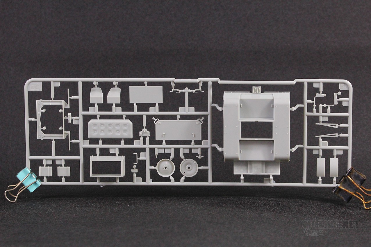 [模型网评测]威骏(CB35138)-1/35克虏伯Kfz.69牵引车(后期型)及Pak36反坦克炮-开盒 - 第27张  | 制作坦克模型记录