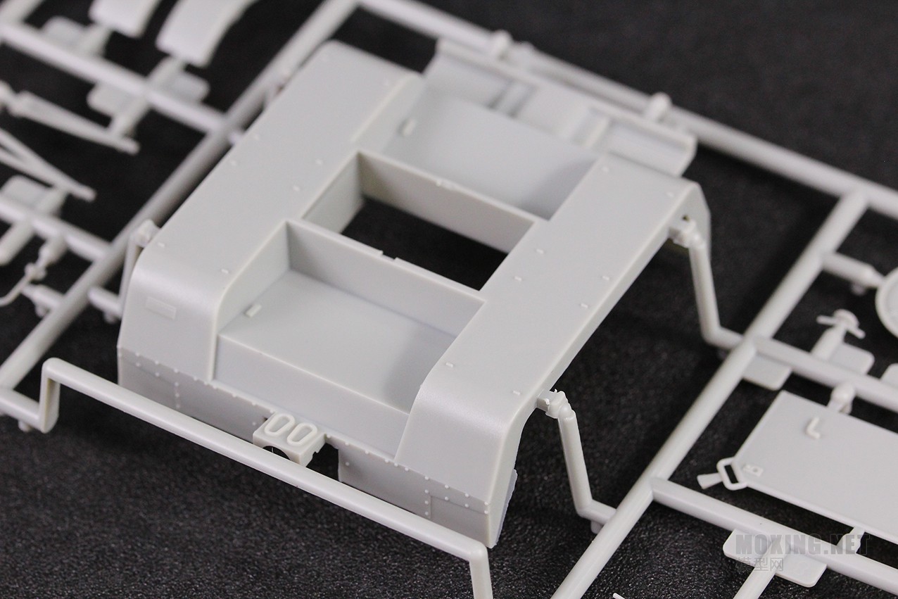 [模型网评测]威骏(CB35138)-1/35克虏伯Kfz.69牵引车(后期型)及Pak36反坦克炮-开盒 - 第5张  | 制作坦克模型记录