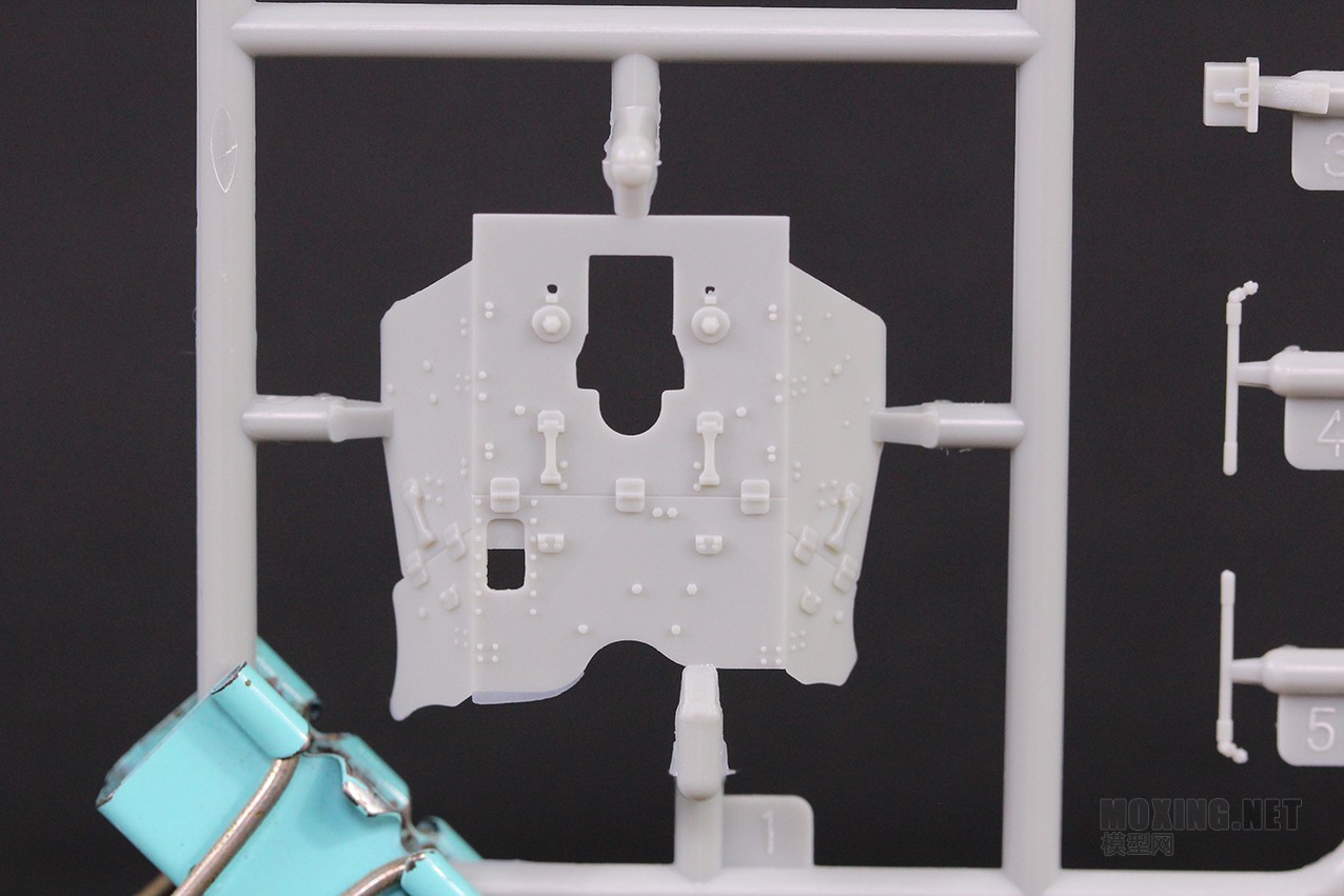 [模型网评测]威骏(CB35138)-1/35克虏伯Kfz.69牵引车(后期型)及Pak36反坦克炮-开盒 - 第14张  | 制作坦克模型记录