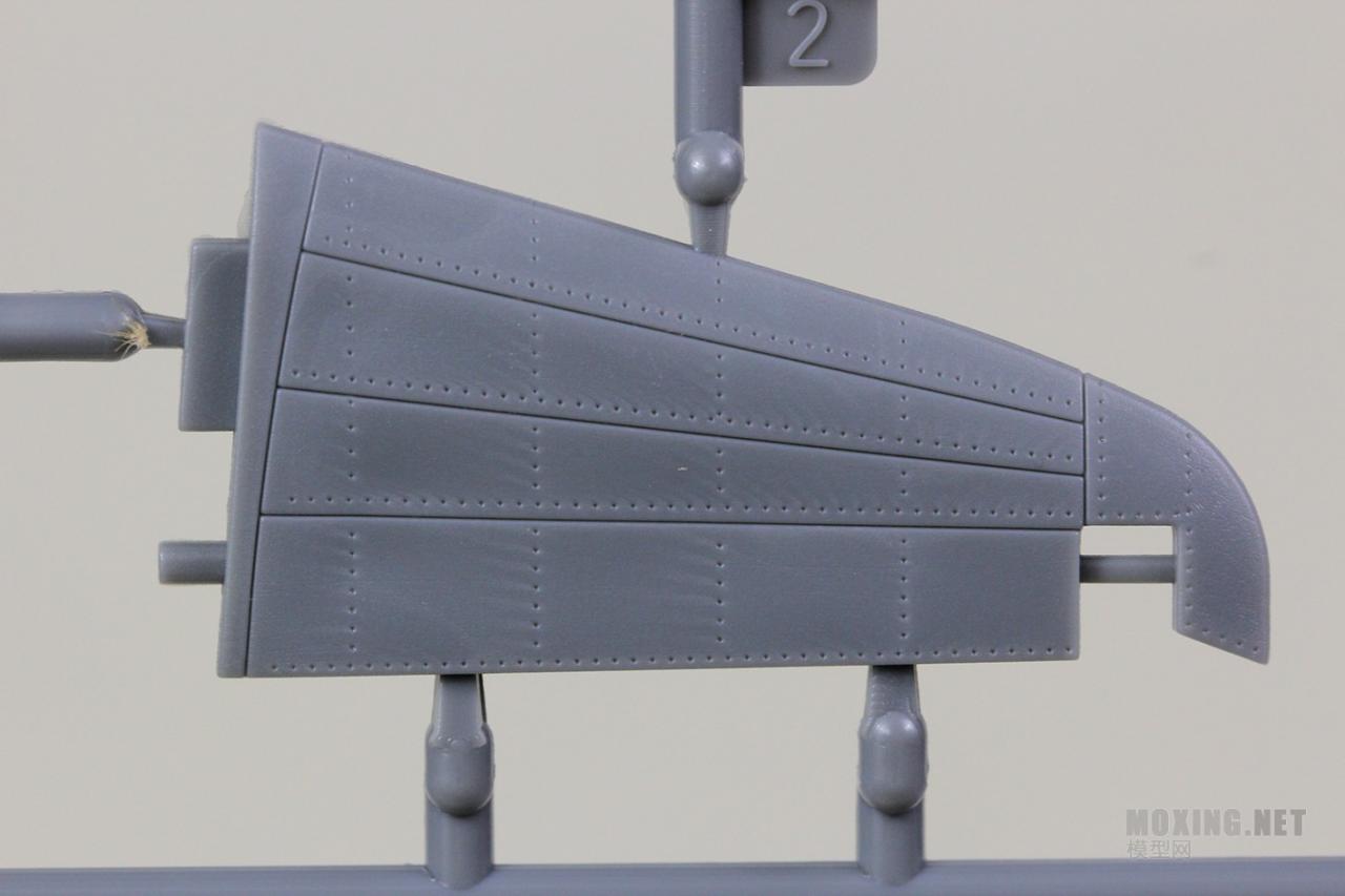 [模型网评测]威骏-1/48 P-40C