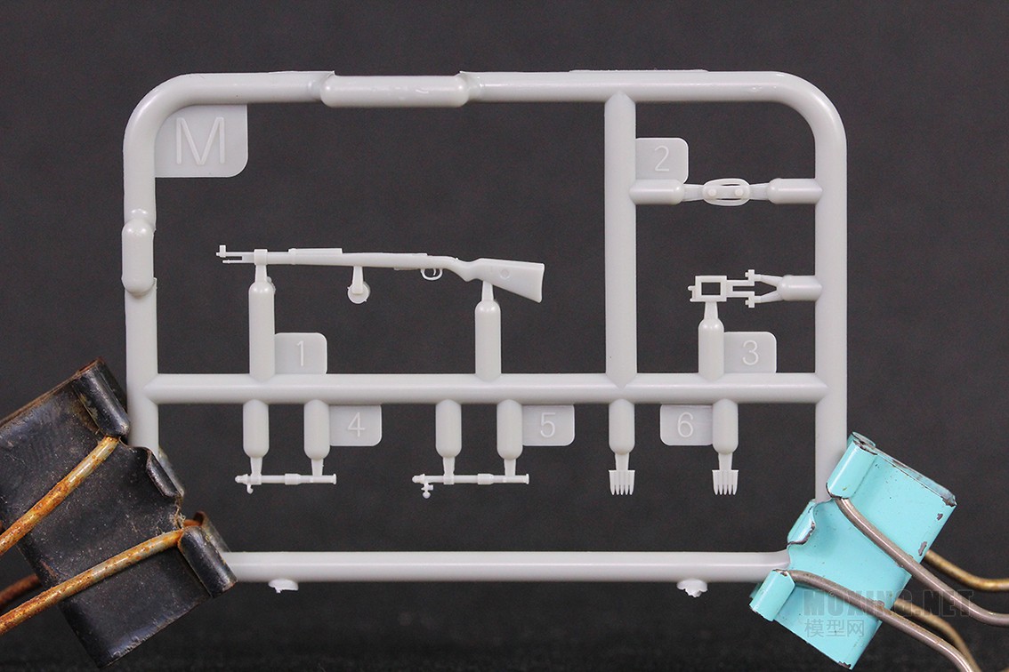 [模型网评测]威骏(CB35138)-1/35克虏伯Kfz.69牵引车(后期型)及Pak36反坦克炮-开盒 - 第2张  | 制作坦克模型记录