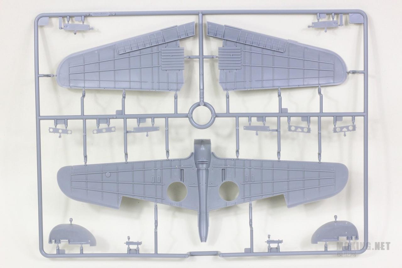 [模型网评测]威骏-1/48 P-40C