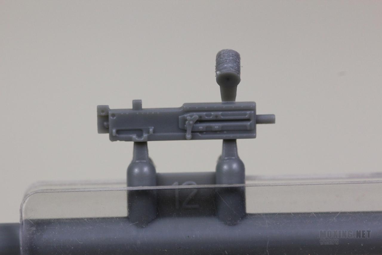 [模型网评测]威骏-1/48 P-40C