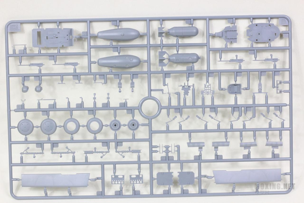 [模型网评测]威骏-1/48 P-40C