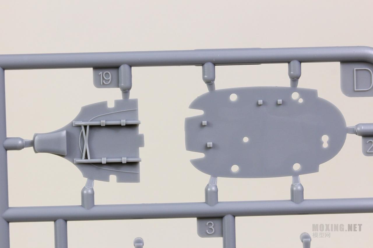 [模型网评测]威骏-1/48 P-40C