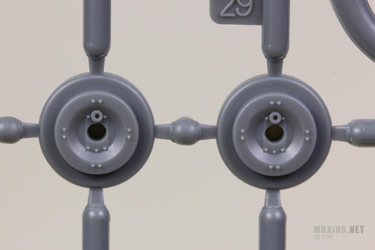 [模型网评测]威骏-1/48 P-40C
