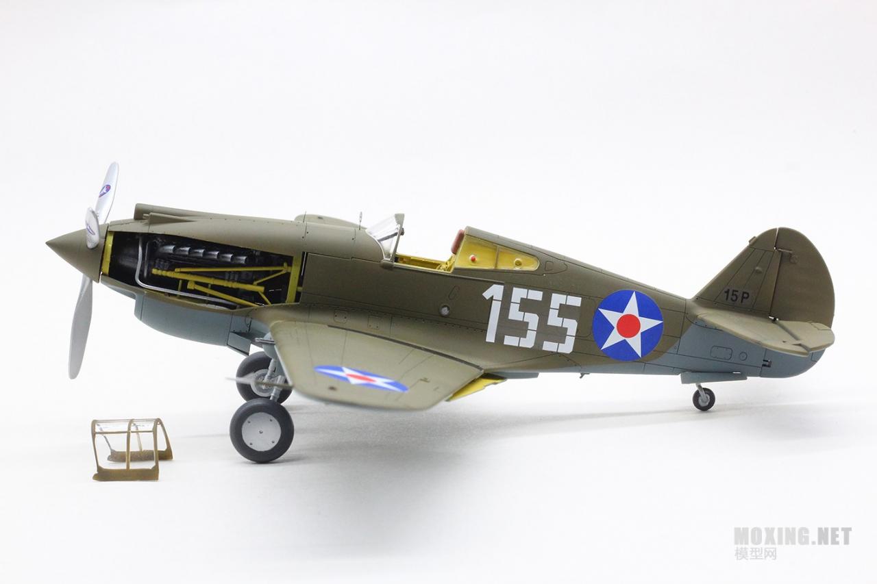 [模型网评测]威骏-1/48 P-40C