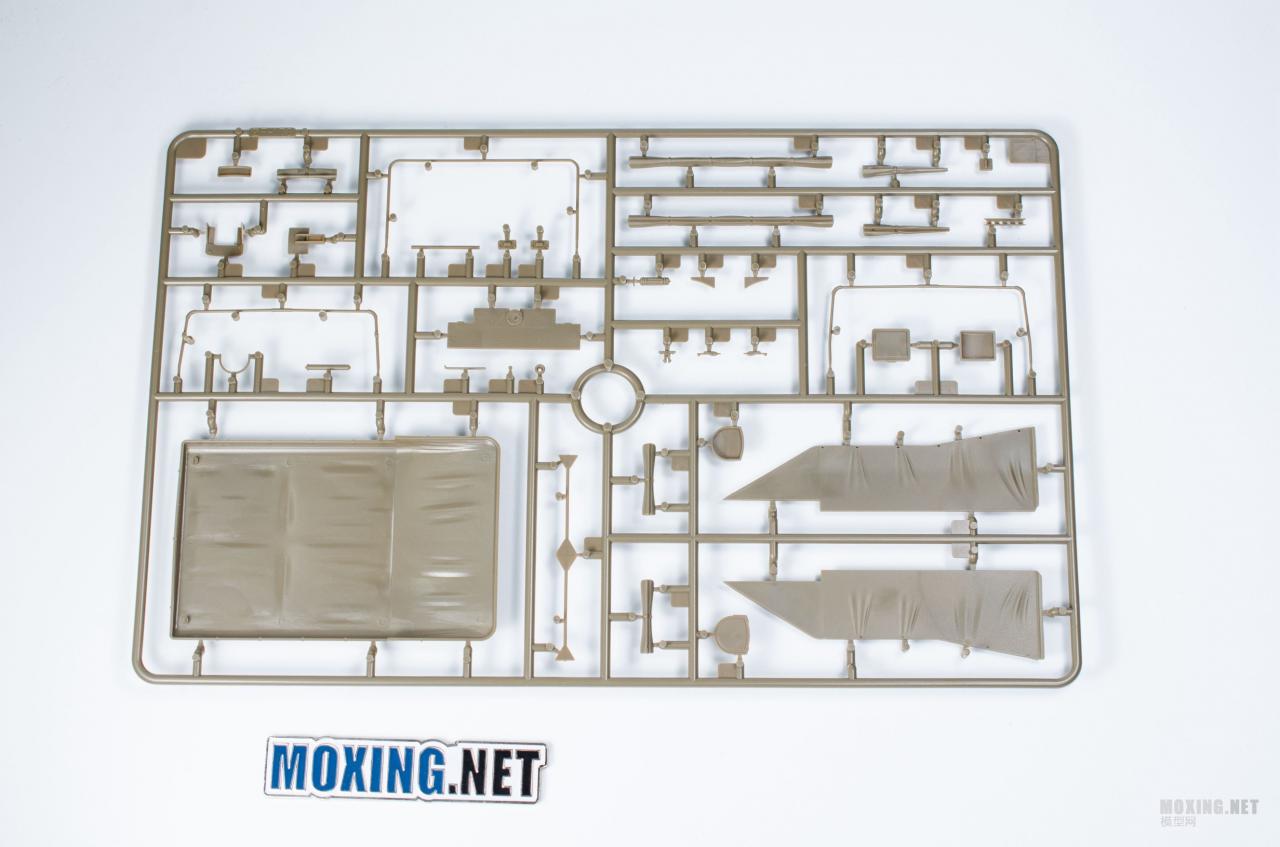 [模型网评测]威骏(CB35189)-1/35英军劳埃德MK.II履带式牵引车及6磅反坦克炮-开盒 - 第9张  | 制作坦克模型记录