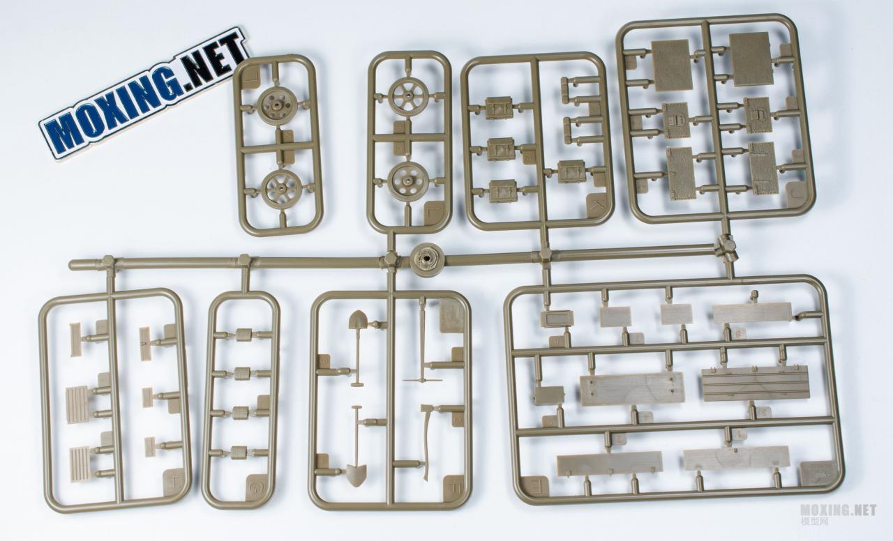 [模型网评测]威骏(CB35189)-1/35英军劳埃德MK.II履带式牵引车及6磅反坦克炮-开盒 - 第1张  | 制作坦克模型记录