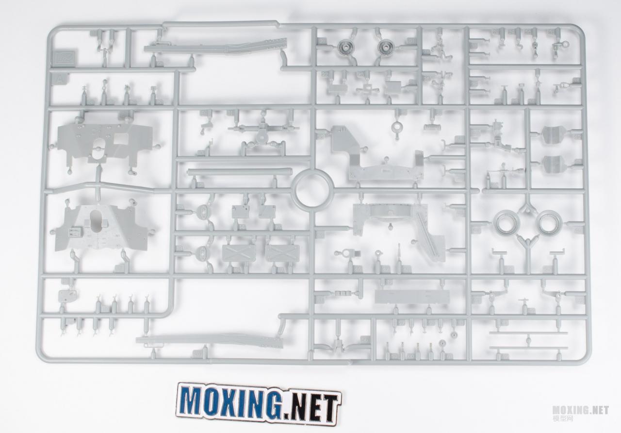[模型网评测]威骏(CB35189)-1/35英军劳埃德MK.II履带式牵引车及6磅反坦克炮-开盒 - 第1张  | 制作坦克模型记录