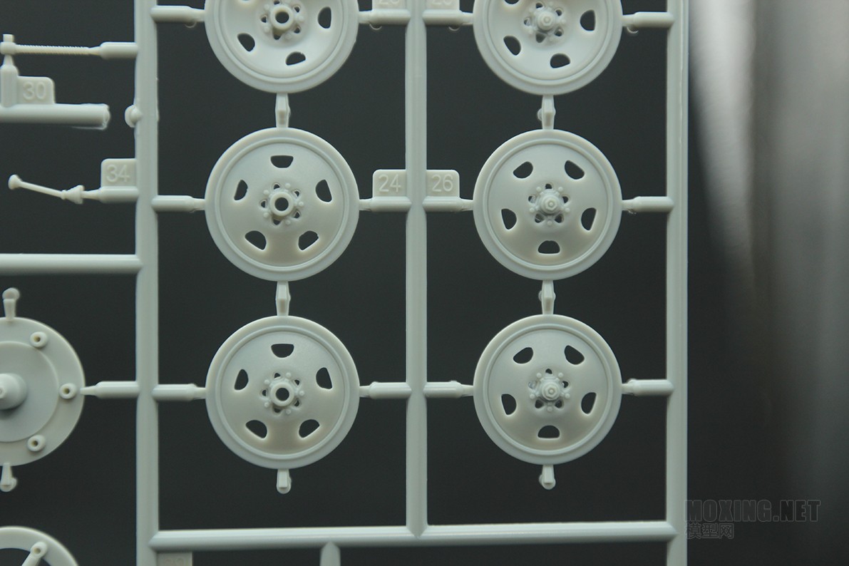 [模型网评测]威骏-1/35德军SWS供弹车及装甲货运车(二合一)(CB35214)-简介与开盒 - 第6张  | 制作坦克模型记录