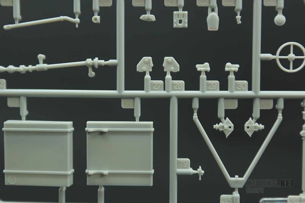 [模型网评测]威骏-1/35德军SWS供弹车及装甲货运车(二合一)(CB35214)-简介与开盒 - 第10张  | 制作坦克模型记录