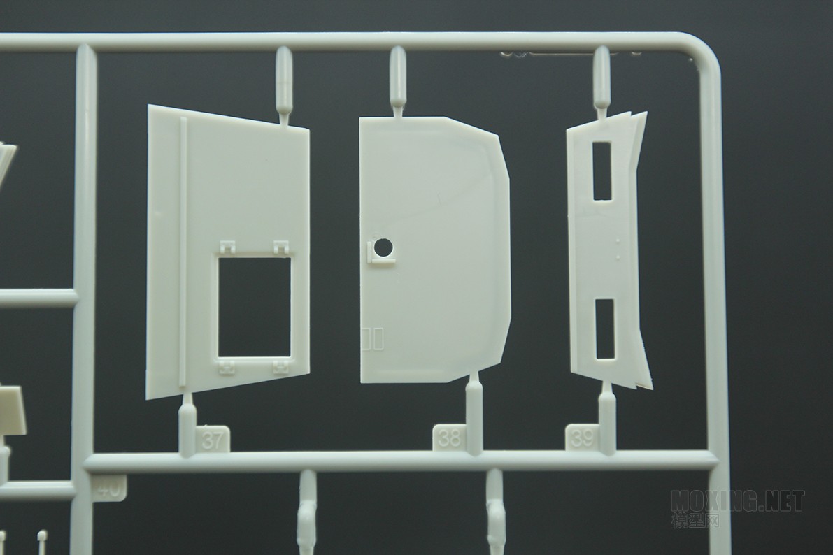 [模型网评测]威骏-1/35德军SWS供弹车及装甲货运车(二合一)(CB35214)-简介与开盒 - 第3张  | 制作坦克模型记录