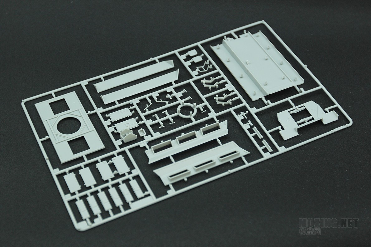 [模型网评测]威骏-1/35德军SWS供弹车及装甲货运车(二合一)(CB35214)-简介与开盒 - 第7张  | 制作坦克模型记录