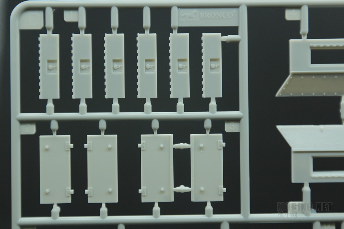 [模型网评测]威骏-1/35德军SWS供弹车及装甲货运车(二合一)(CB35214)-简介与开盒 - 第10张  | 制作坦克模型记录