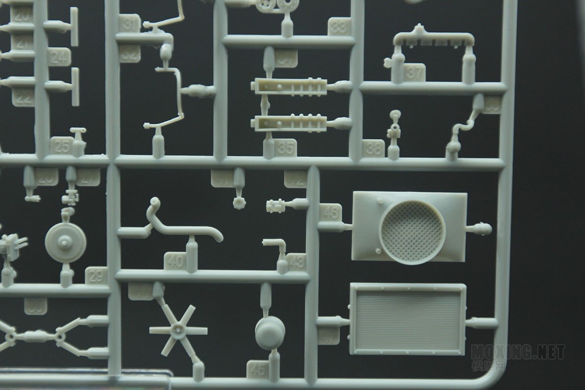 [模型网评测]威骏-1/35德军SWS供弹车及装甲货运车(二合一)(CB35214)-简介与开盒 - 第8张  | 制作坦克模型记录