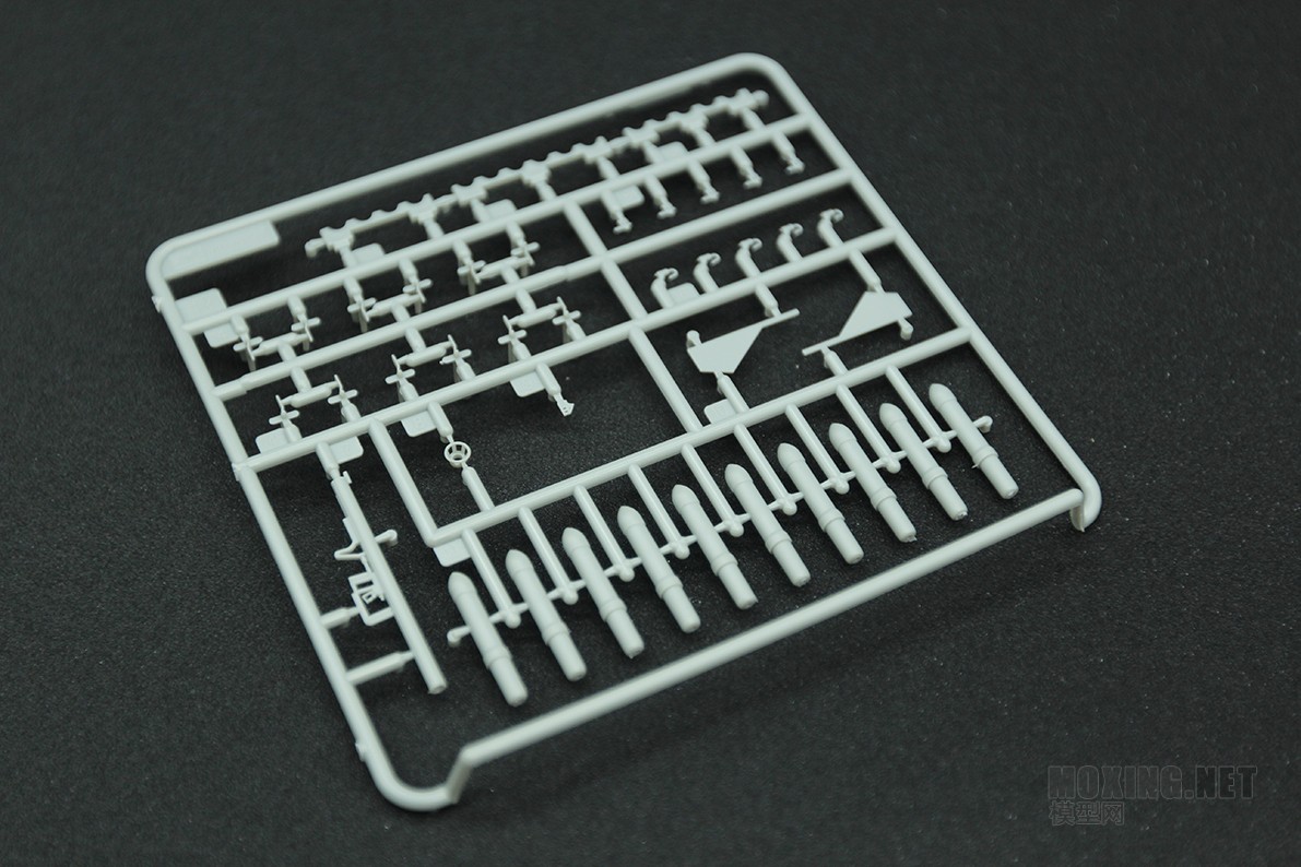 [模型网评测]威骏-1/35德军SWS供弹车及装甲货运车(二合一)(CB35214)-简介与开盒 - 第10张  | 制作坦克模型记录