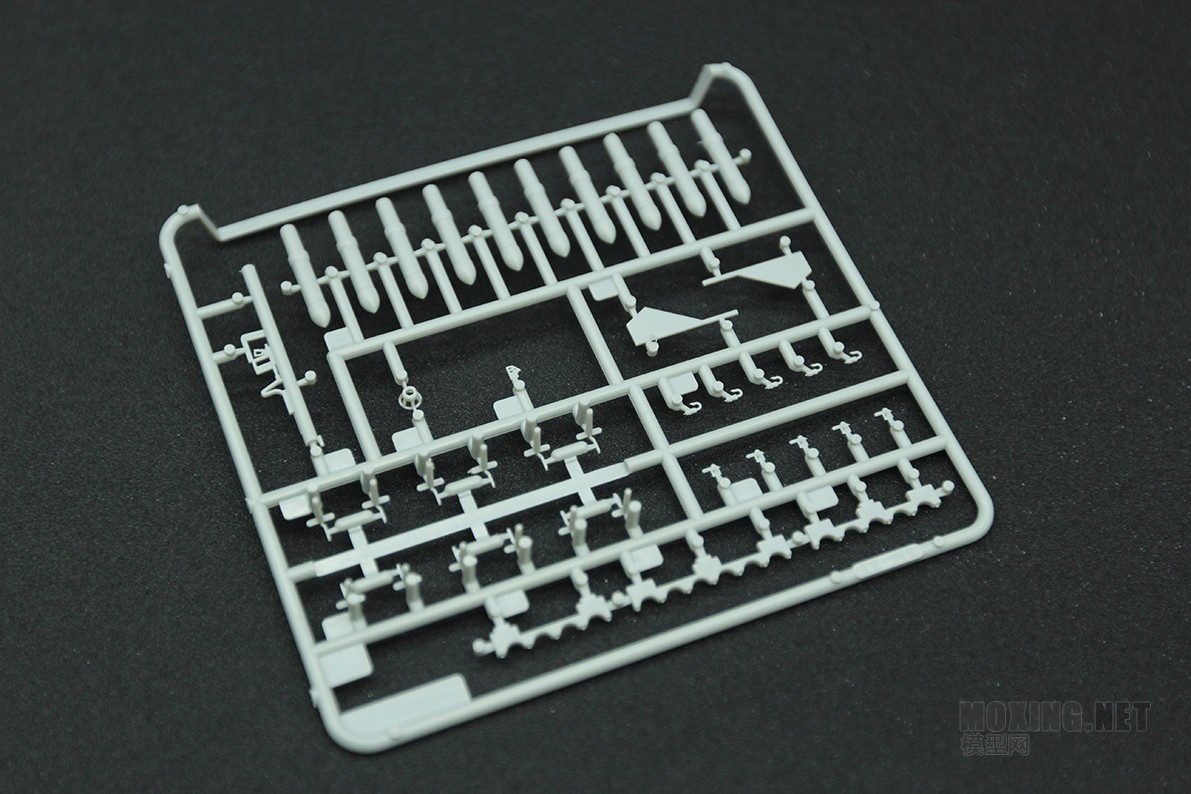 [模型网评测]威骏-1/35德军SWS供弹车及装甲货运车(二合一)(CB35214)-简介与开盒 - 第11张  | 制作坦克模型记录