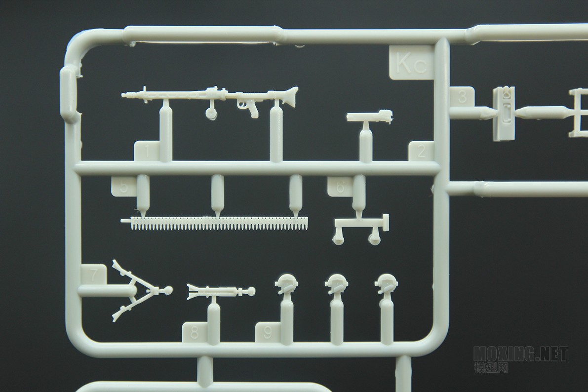 [模型网评测]威骏-1/35德军SWS供弹车及装甲货运车(二合一)(CB35214)-简介与开盒 - 第3张  | 制作坦克模型记录