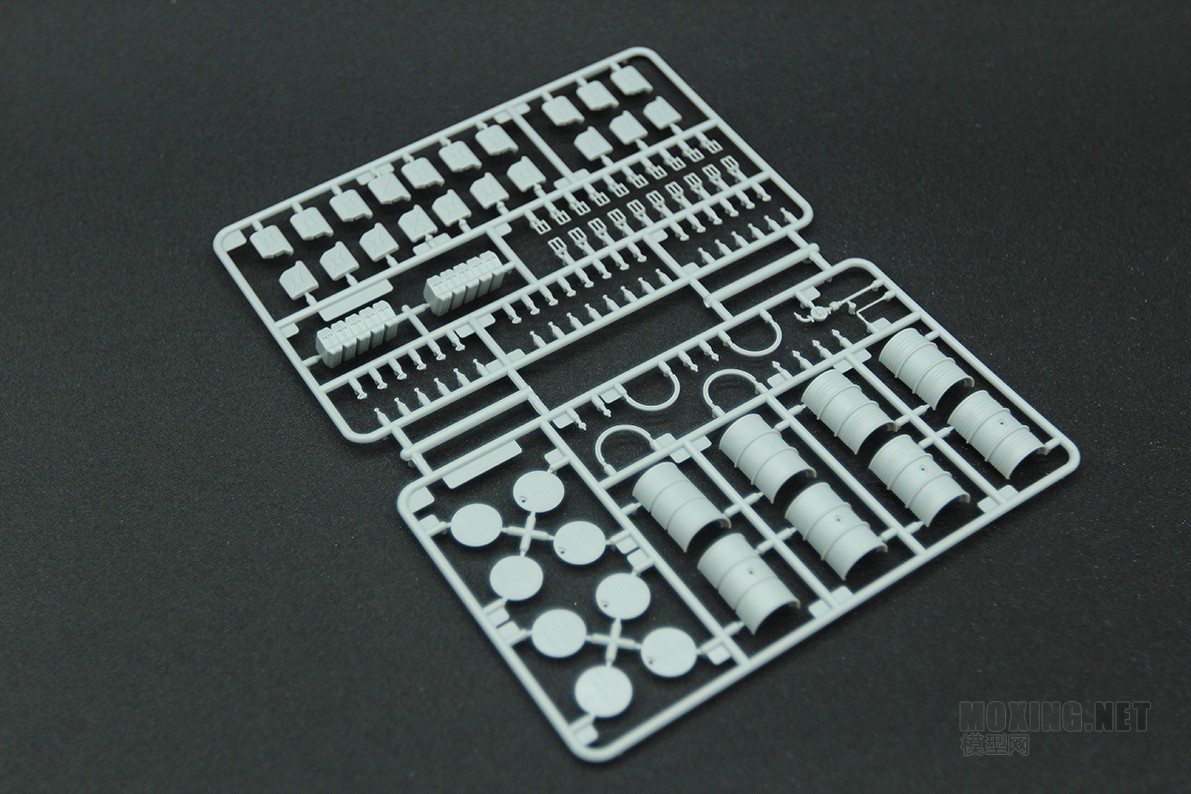 [模型网评测]威骏-1/35德军SWS供弹车及装甲货运车(二合一)(CB35214)-简介与开盒 - 第7张  | 制作坦克模型记录
