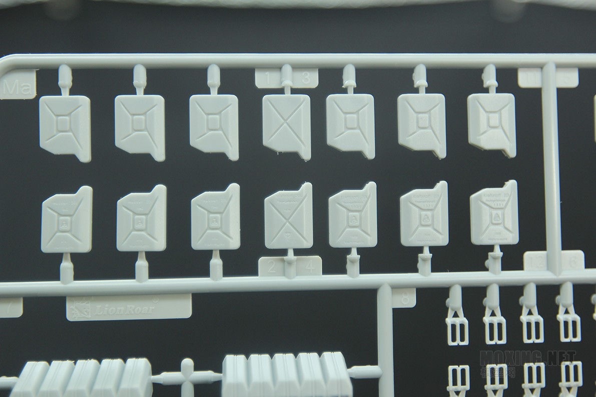 [模型网评测]威骏-1/35德军SWS供弹车及装甲货运车(二合一)(CB35214)-简介与开盒 - 第9张  | 制作坦克模型记录