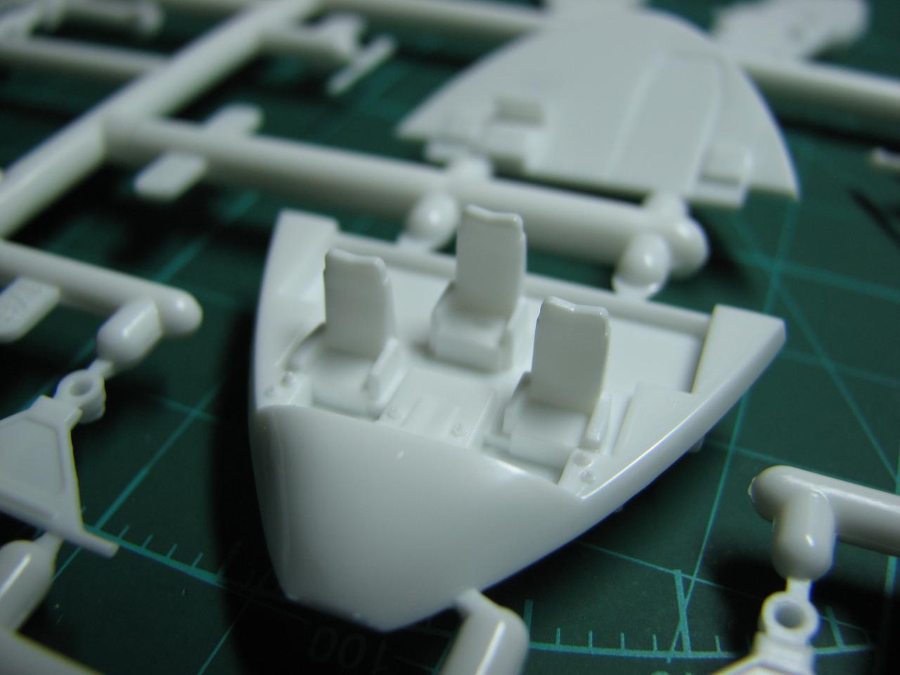 [开盒评测]威望-1/144空中客车A380客机(内构版04259)-封绘及总览 - 第4张  | 制作坦克模型记录