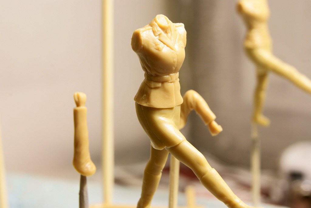 [开盒评测]威骏-1/35国庆60周年阅兵徒步三军女兵(CB35076)-封绘及简介 - 第4张  | 制作坦克模型记录