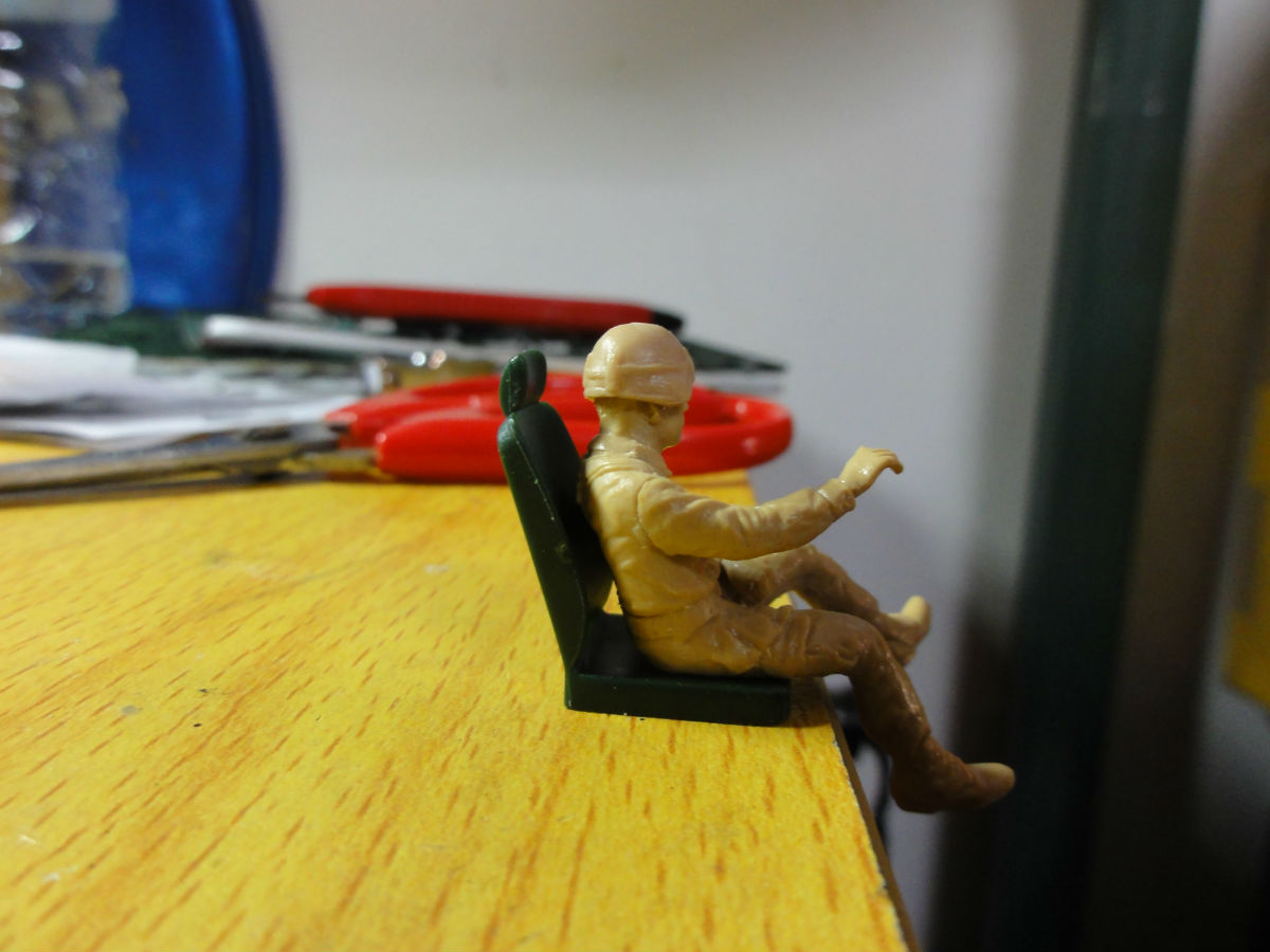 [开盒评测]威望-1/35奔驰